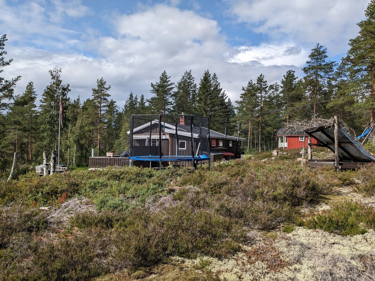 Turibu cabin in a fantastic hiking and ski terrain