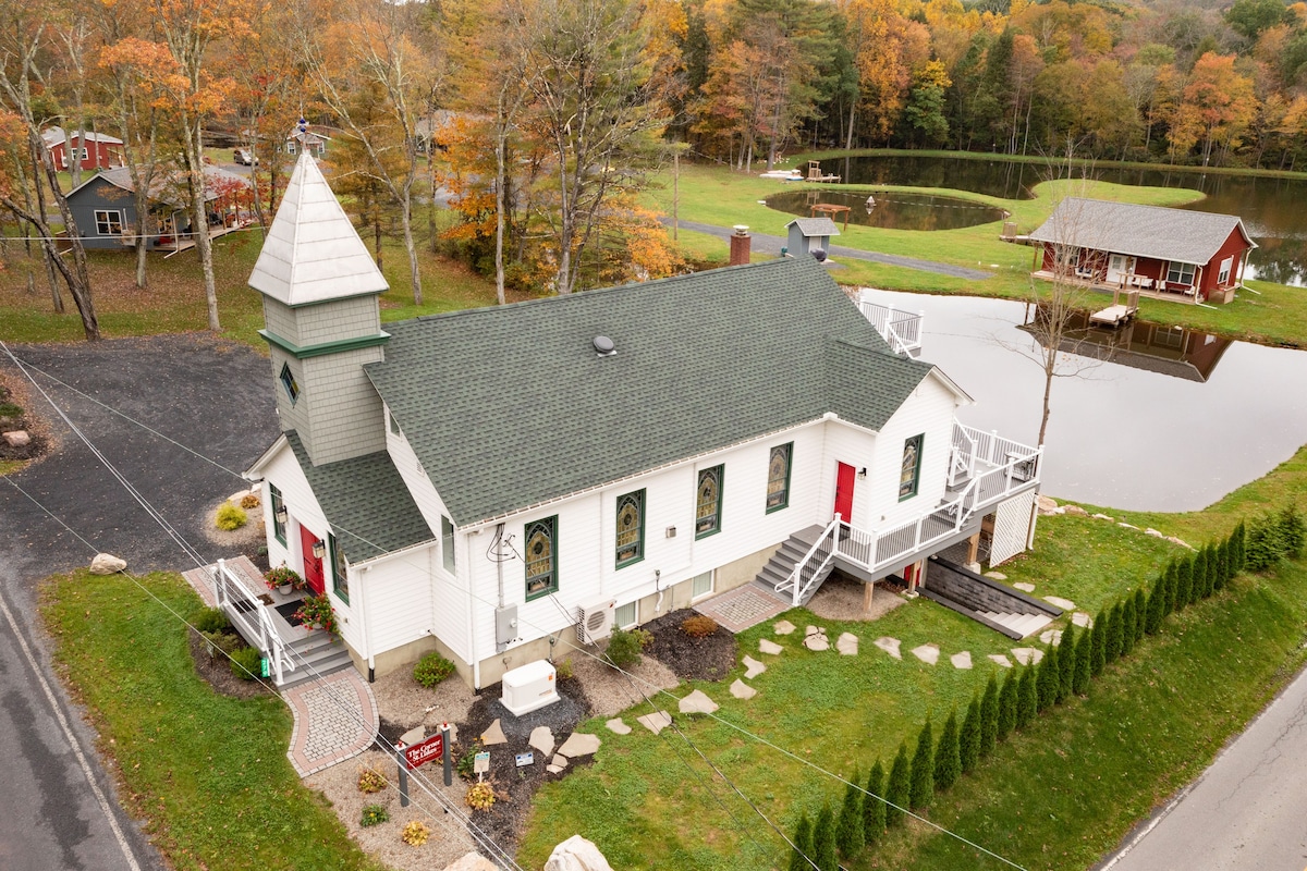 The "Corner at St. Luke's House" Church/House