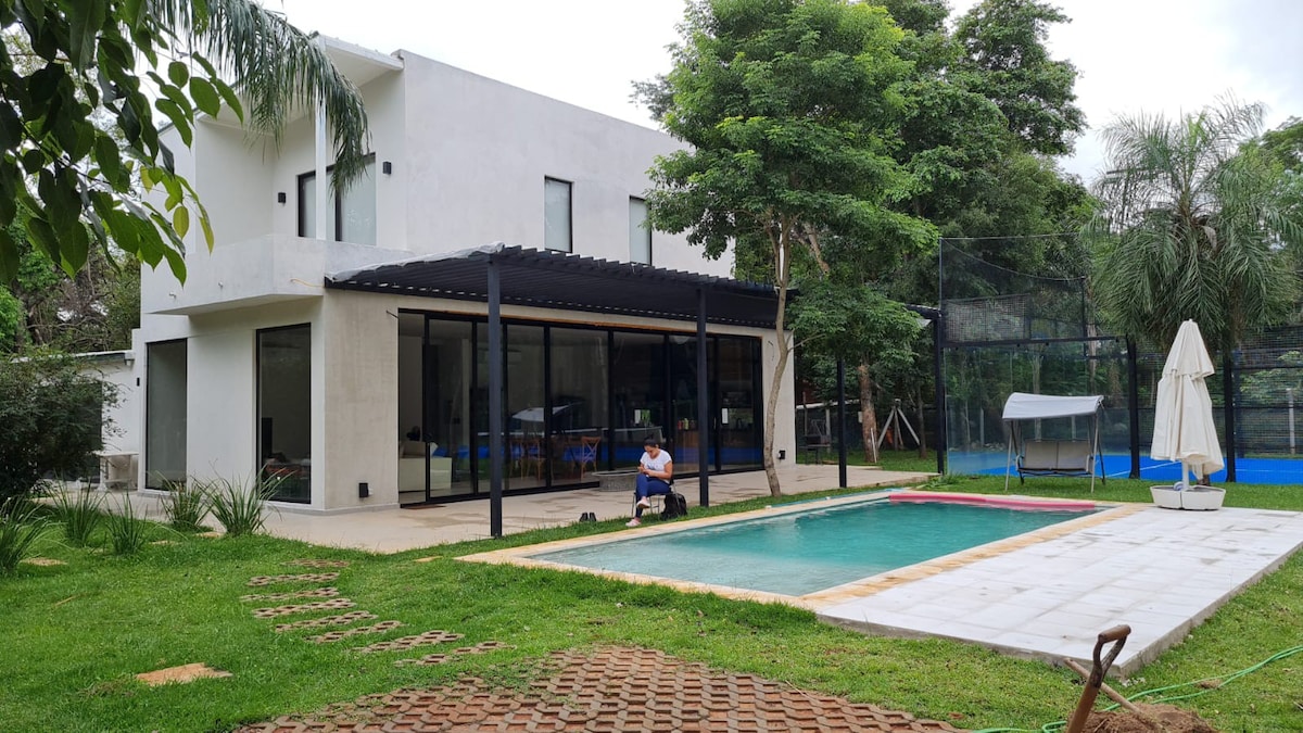 Casa con Cancha de Padel