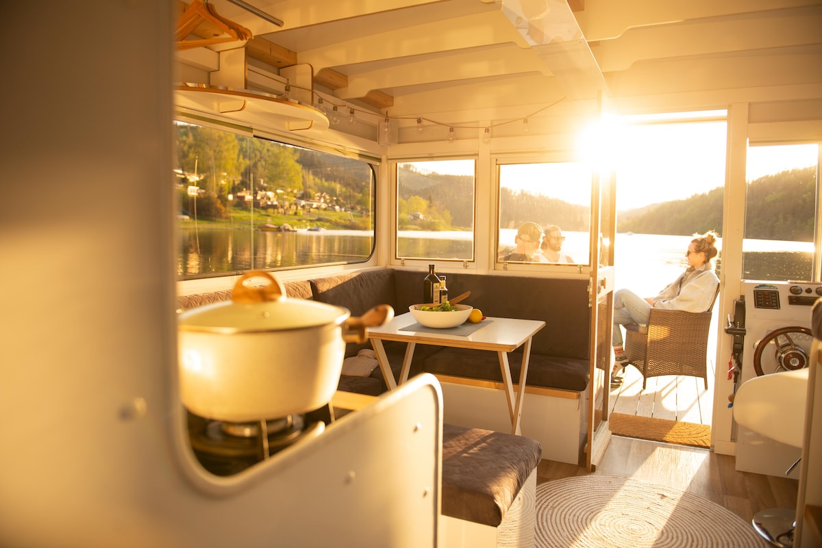 Hausboot Soleil am Hohenwartestausee Thüringen