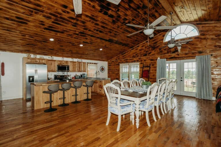 Modern Farmhouse & Game room w/Hot Tub & Views