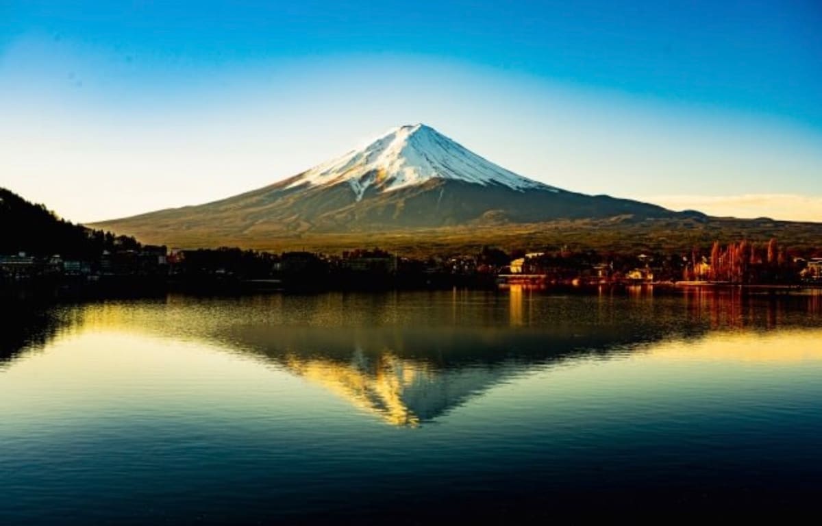 E141富士山河口湖地點非常好，星野度假村隔壁（和室14疊富士山景及湖景側）開幕期間送貸切風呂