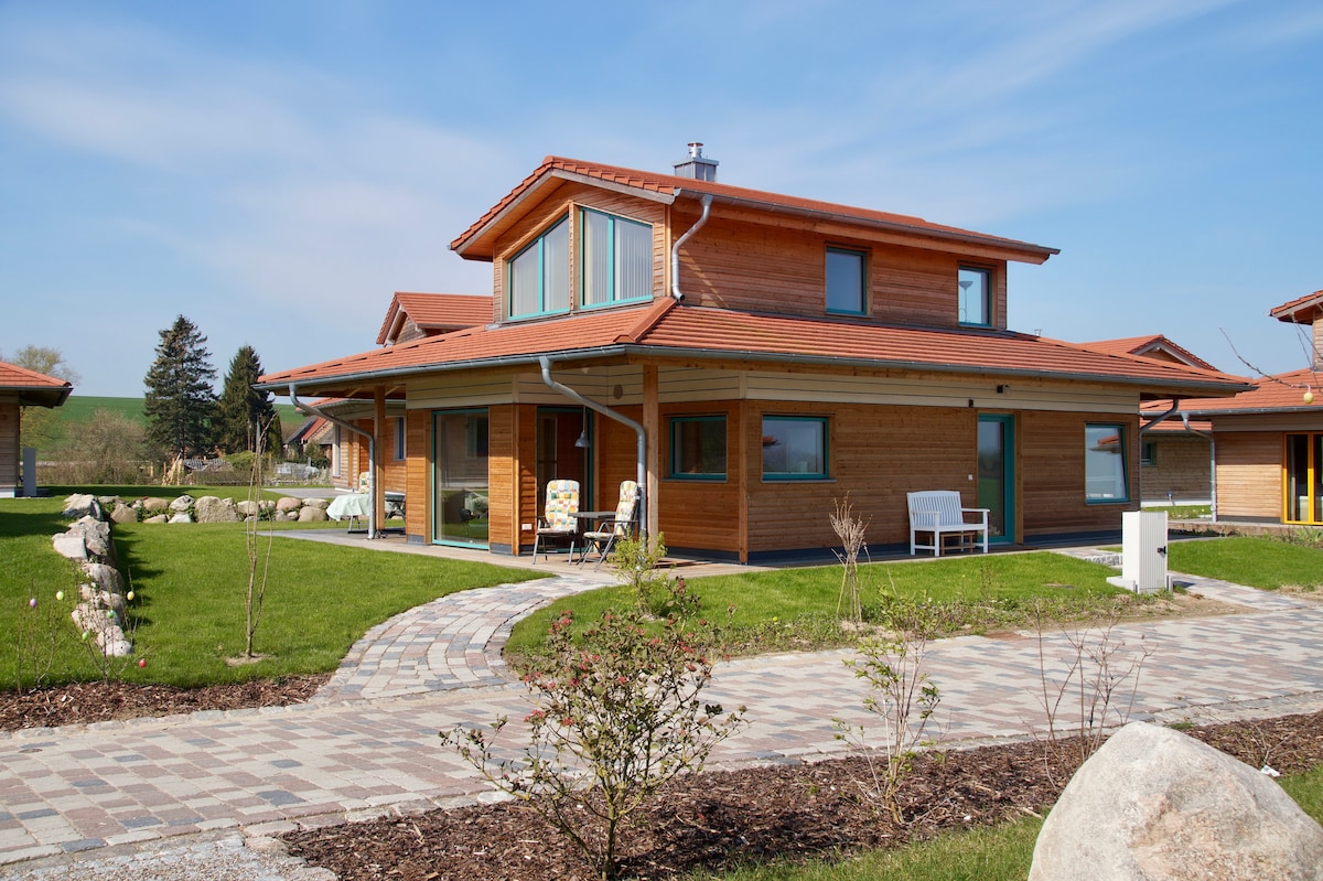 Bio-Ferienhaus aus Holz