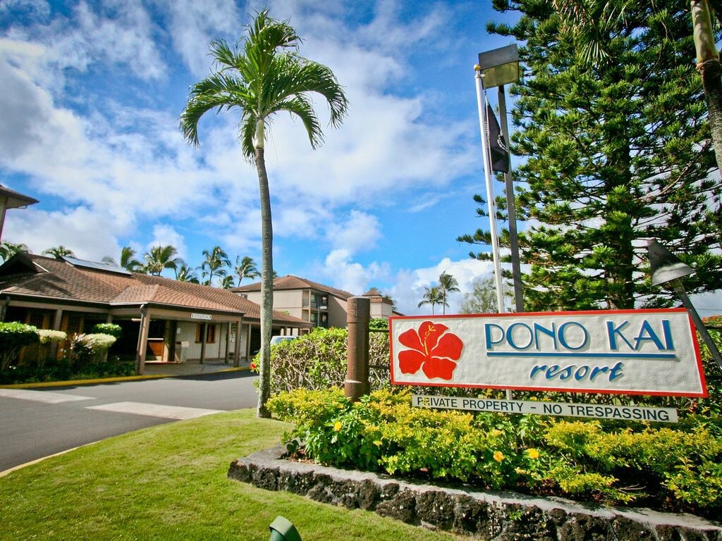 1BR for 4 Pono Kai on Kapaa Coast Pool Hot Tub BBQ