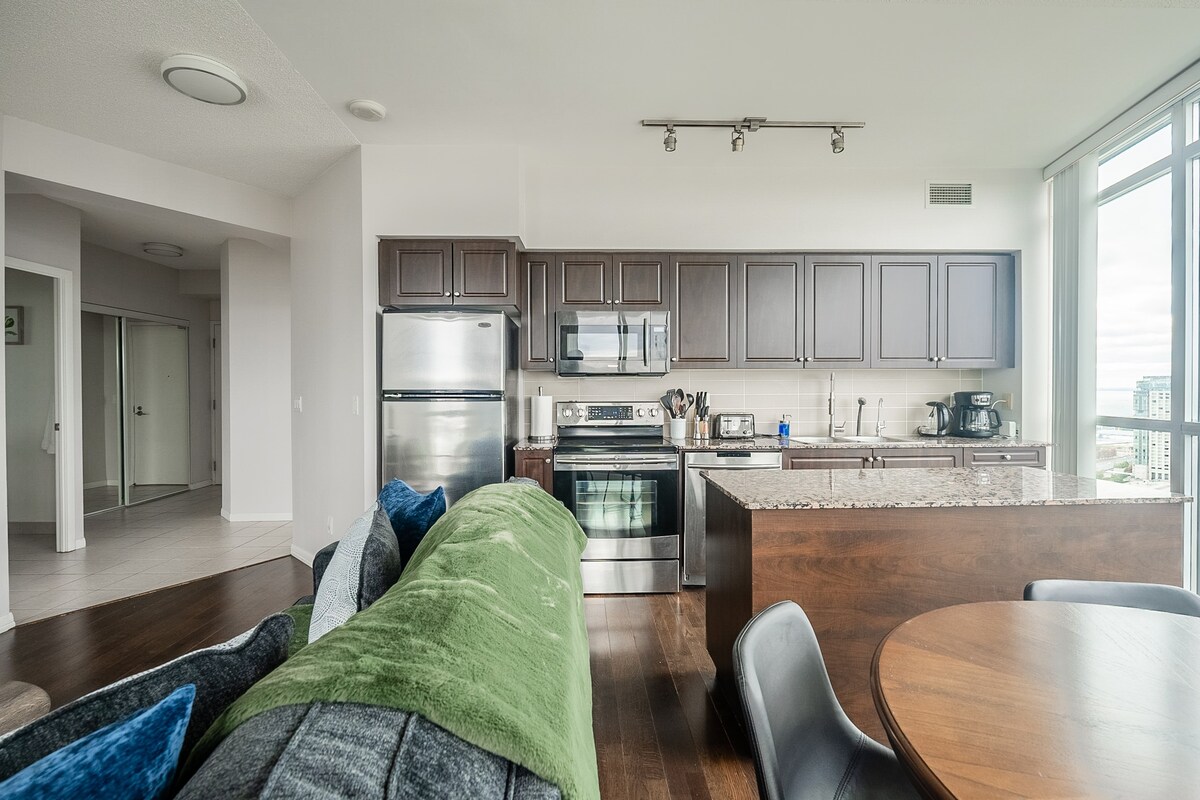 RivetStays - Elite 2 Bedroom by Fort York