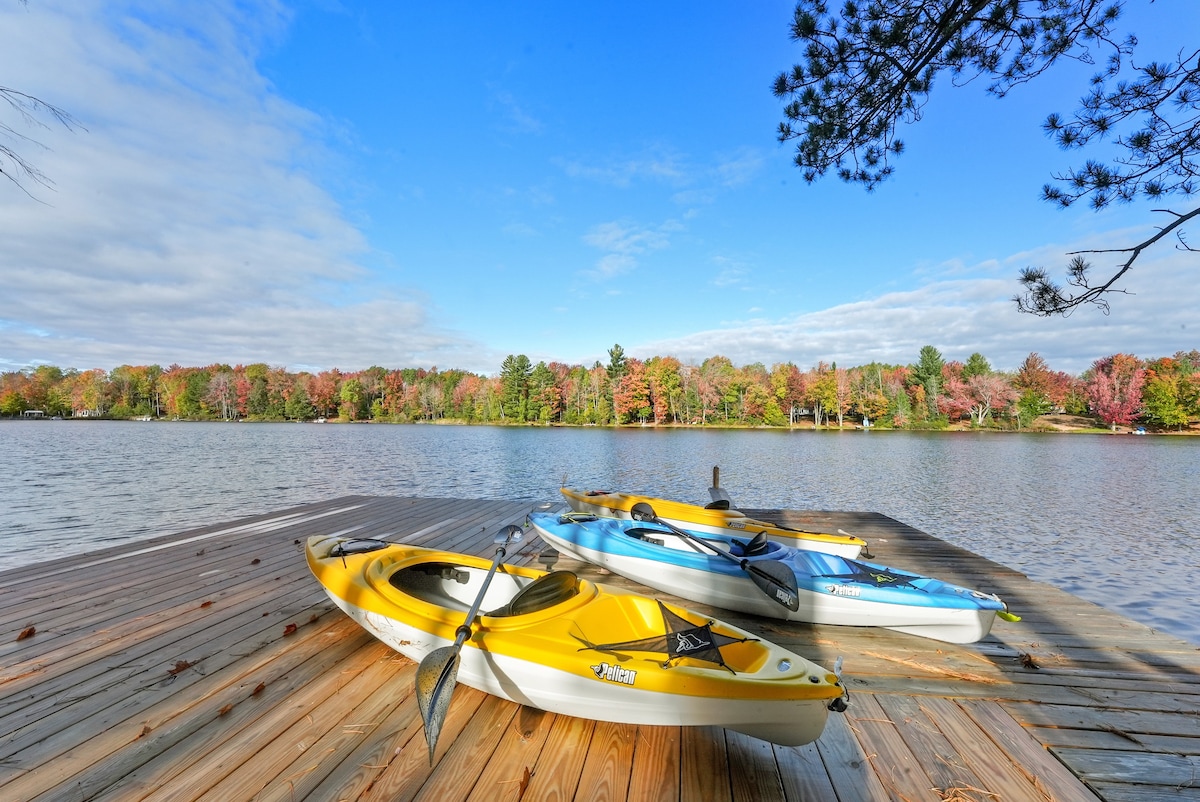 Lake! Hot Tub | Fire Pit | Kayak