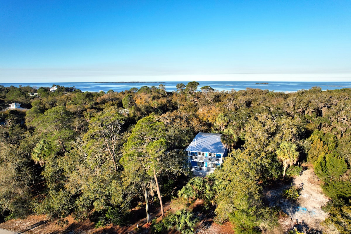 Cedar Key Island Estate!