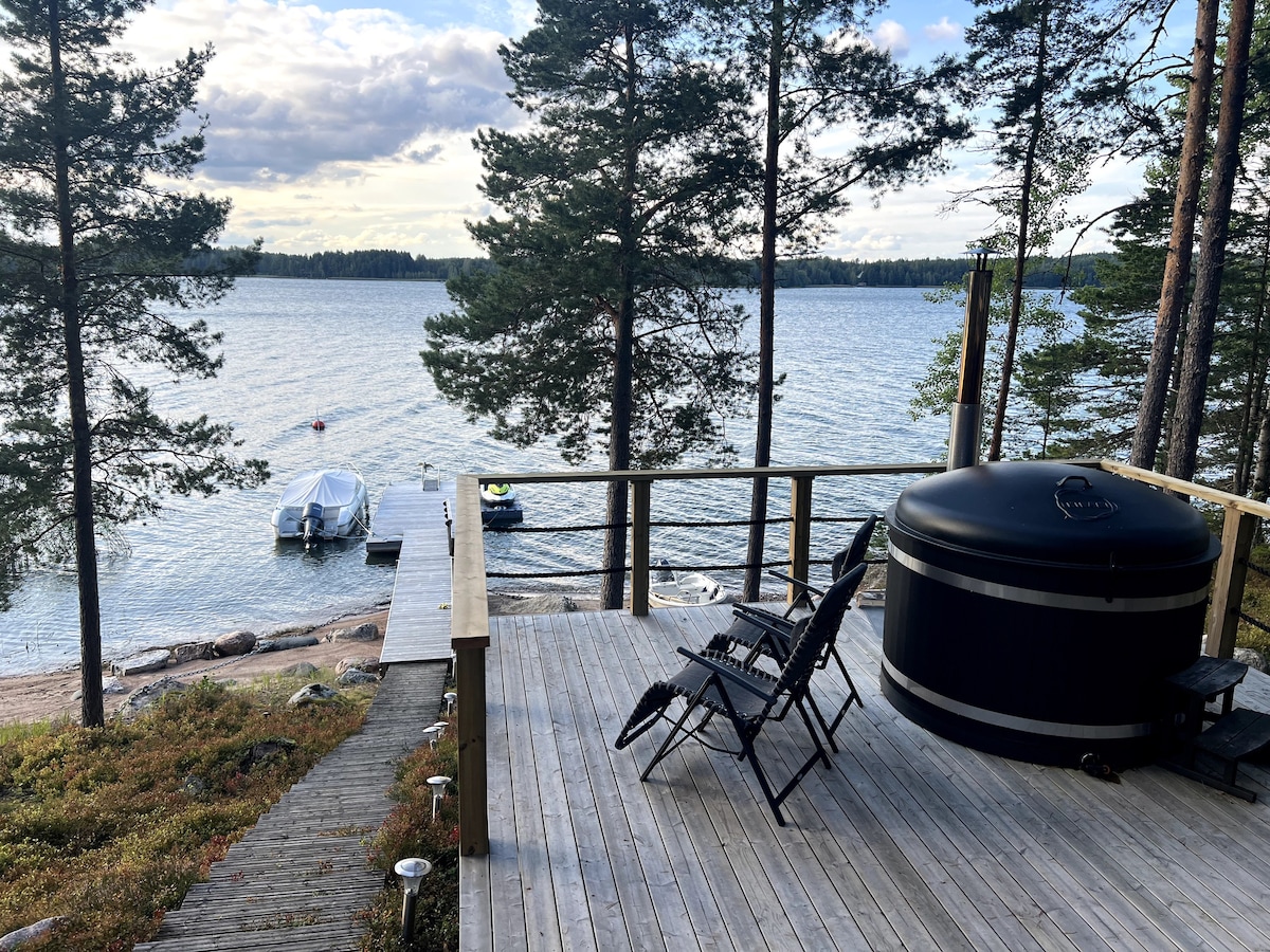 列岛上的夏日小屋