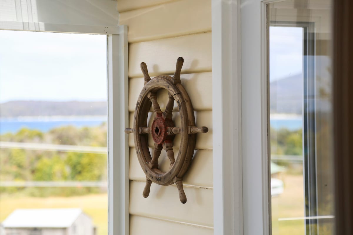 The Old Jetty Joint | Tasmania