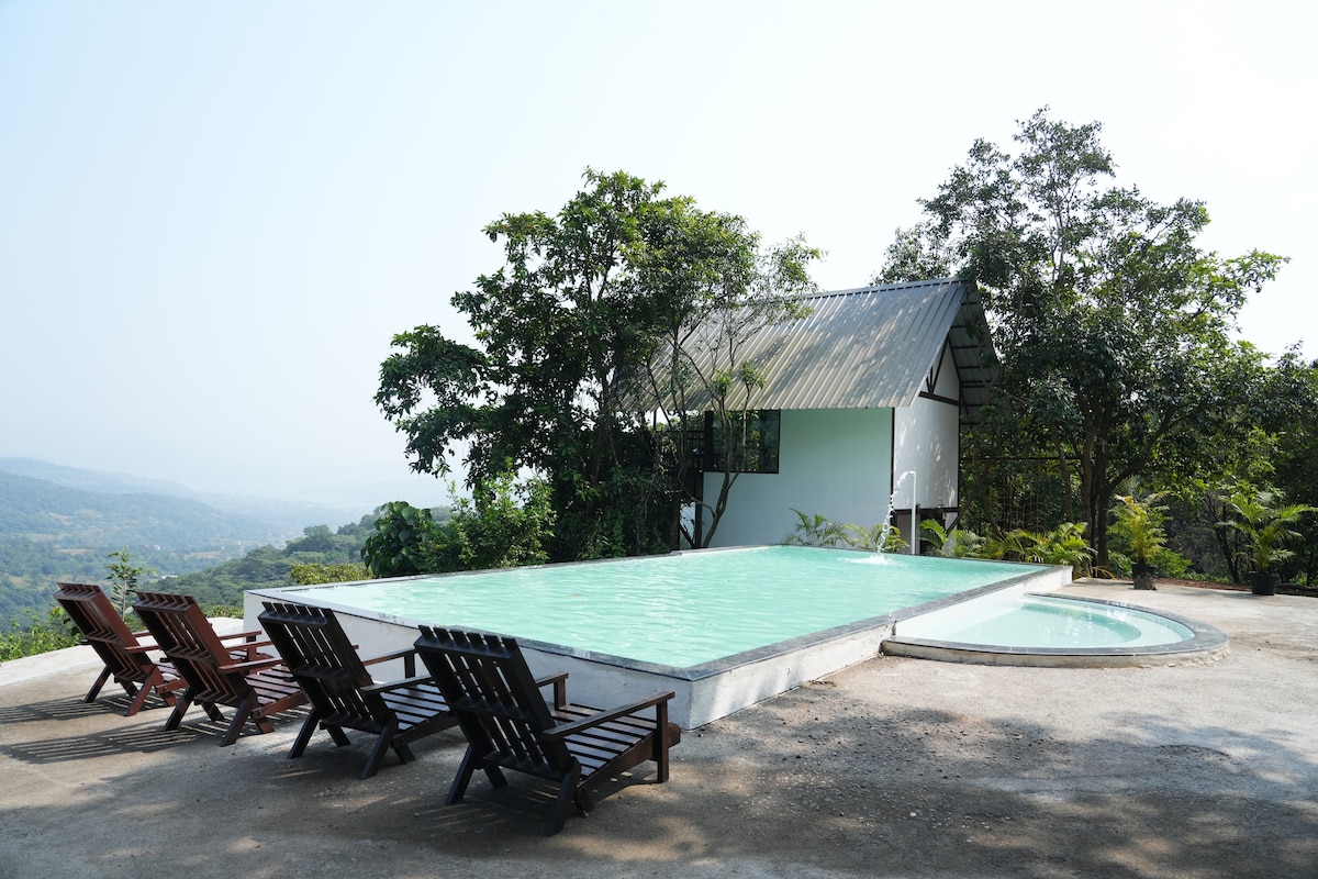 1 bedroom cottage in Pawna with Infinity pool