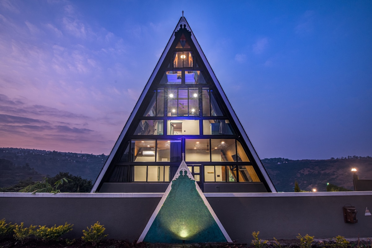 3BR pyramid-shaped infinity pool villa, Panchgani