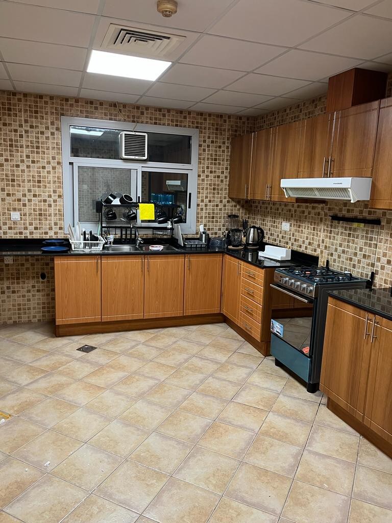 Apartment to share - ADCB METRO