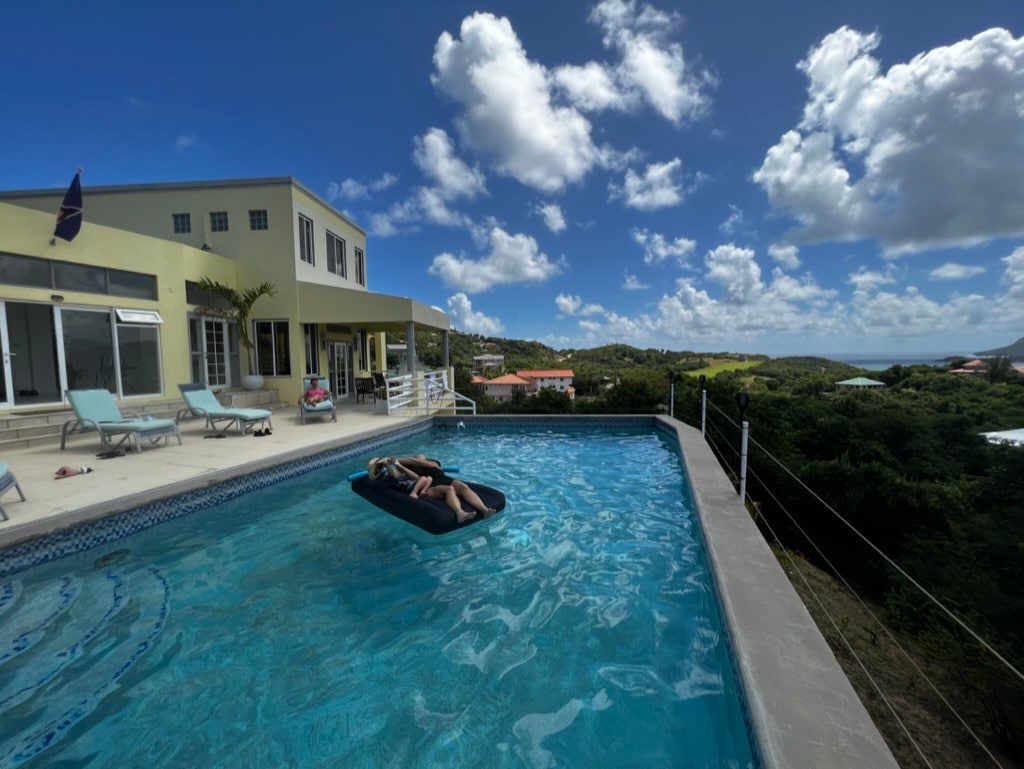 Villa Marissa - Modern-Style Haven View + Pool
