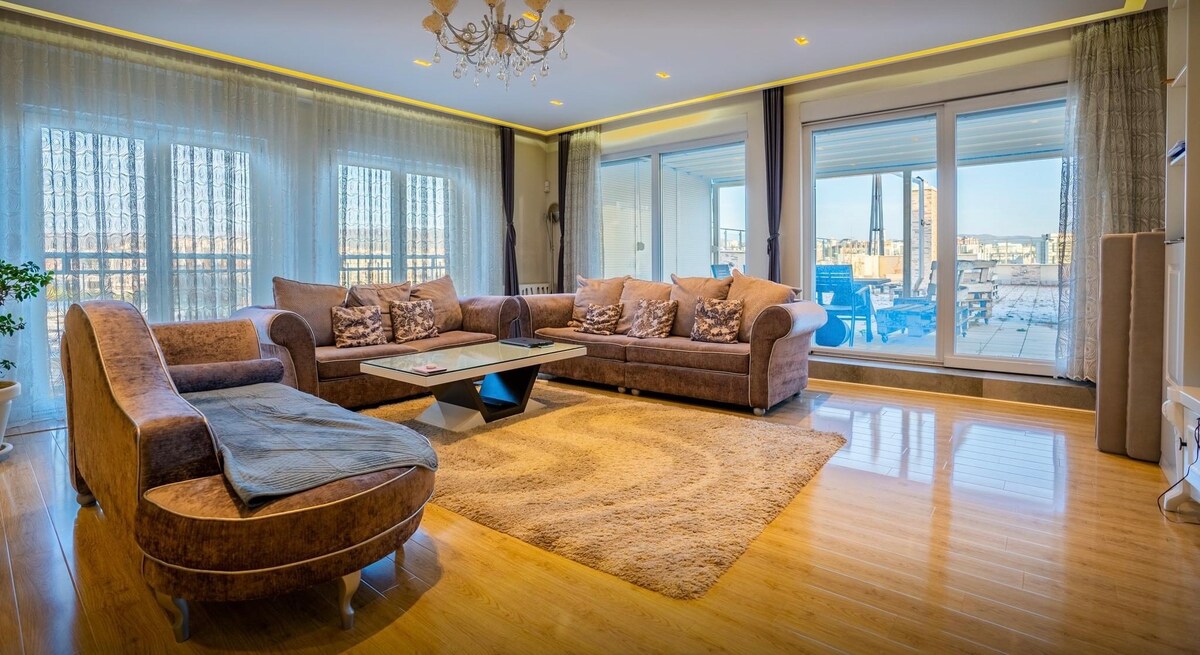 Penthouse in center of Pristina