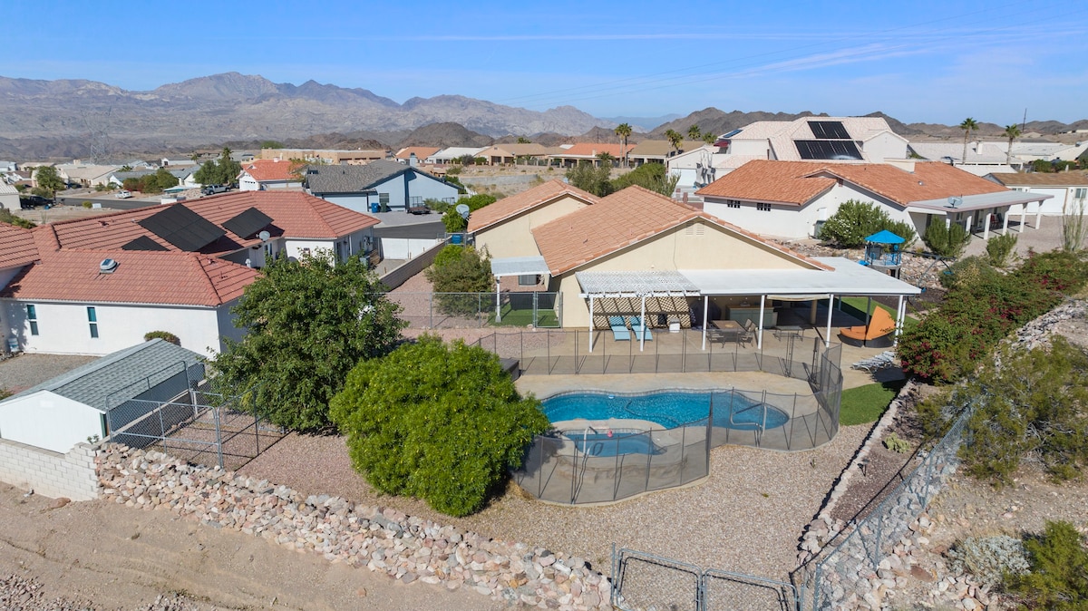 Riverside Bliss Near the Colorado River!