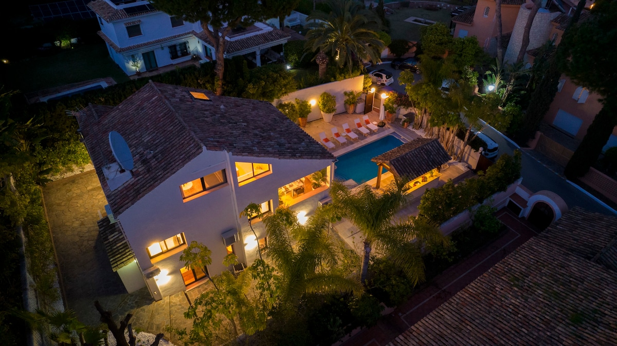 Villa La Cabane 5* by Vacation Marbella