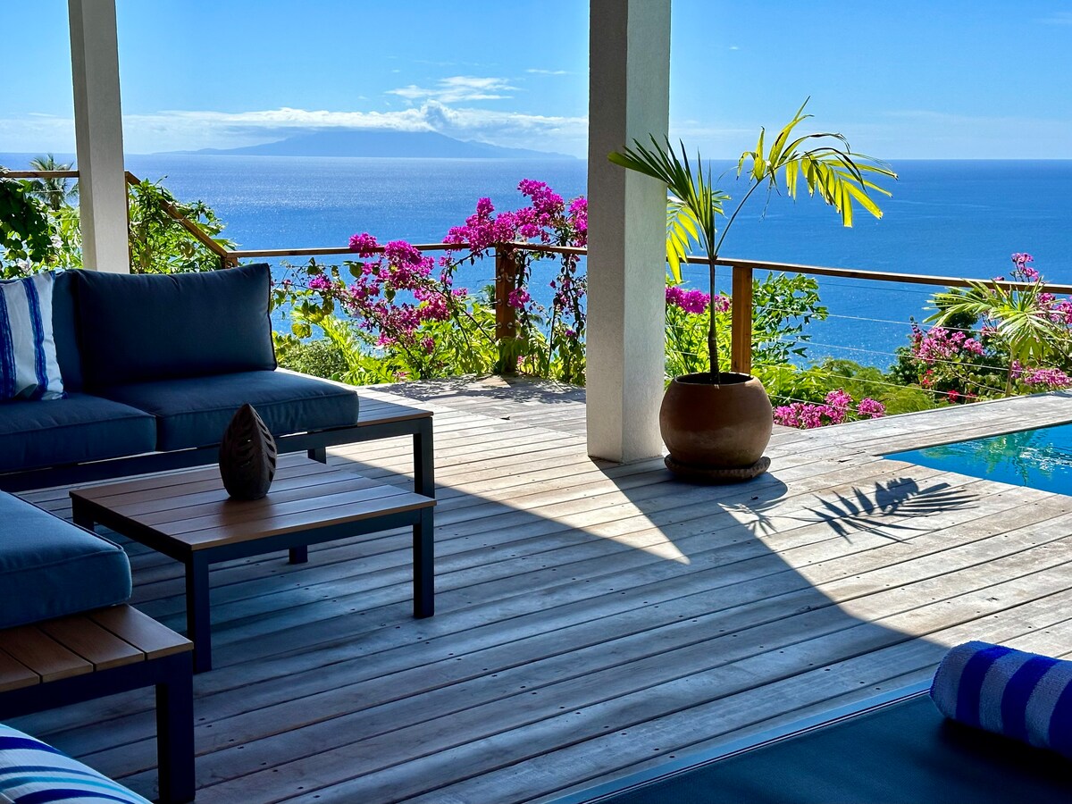 Infinity Luxury Villa - Stunning Sea & Piton Views