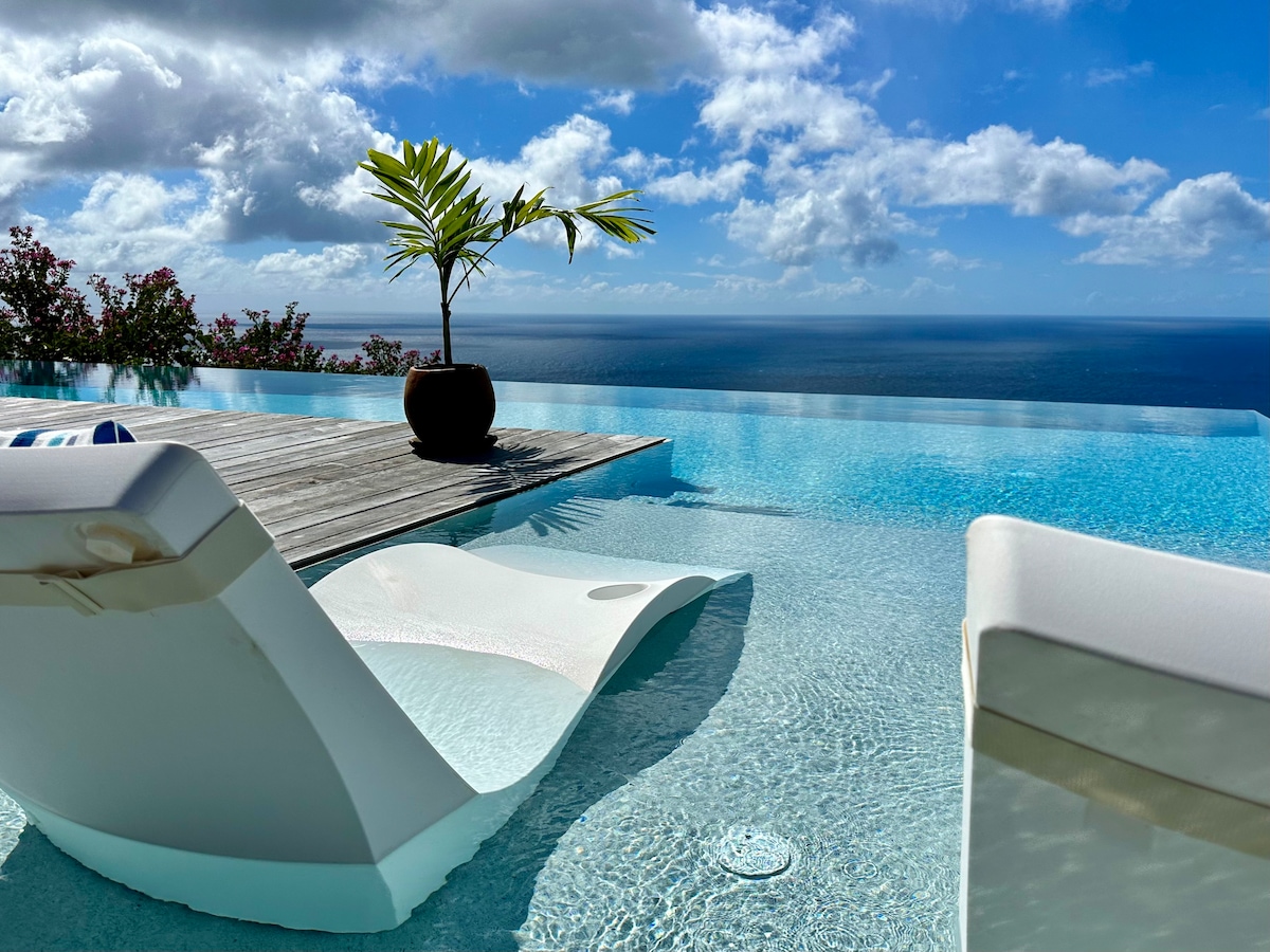 Infinity Luxury Villa - Stunning Sea & Piton Views