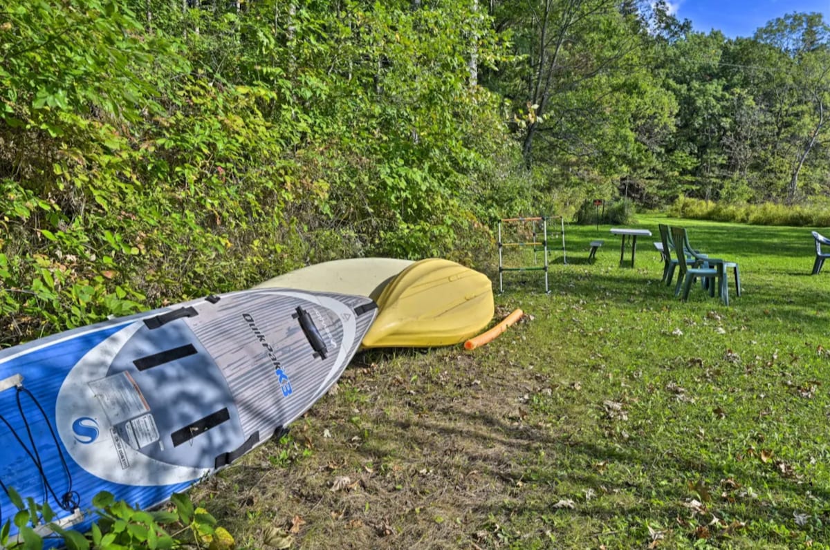 Lake Cottage-Hike, Mt Bike, frisby golf 1 mi. away