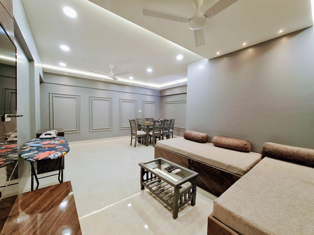 Bliss 78: Beautiful 2BHK Apt with Private Terrace