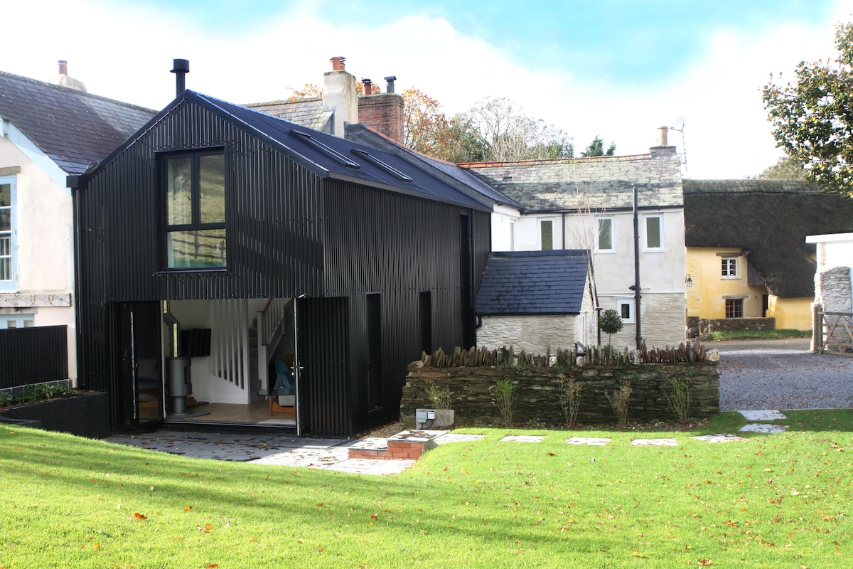 Brook House Barn