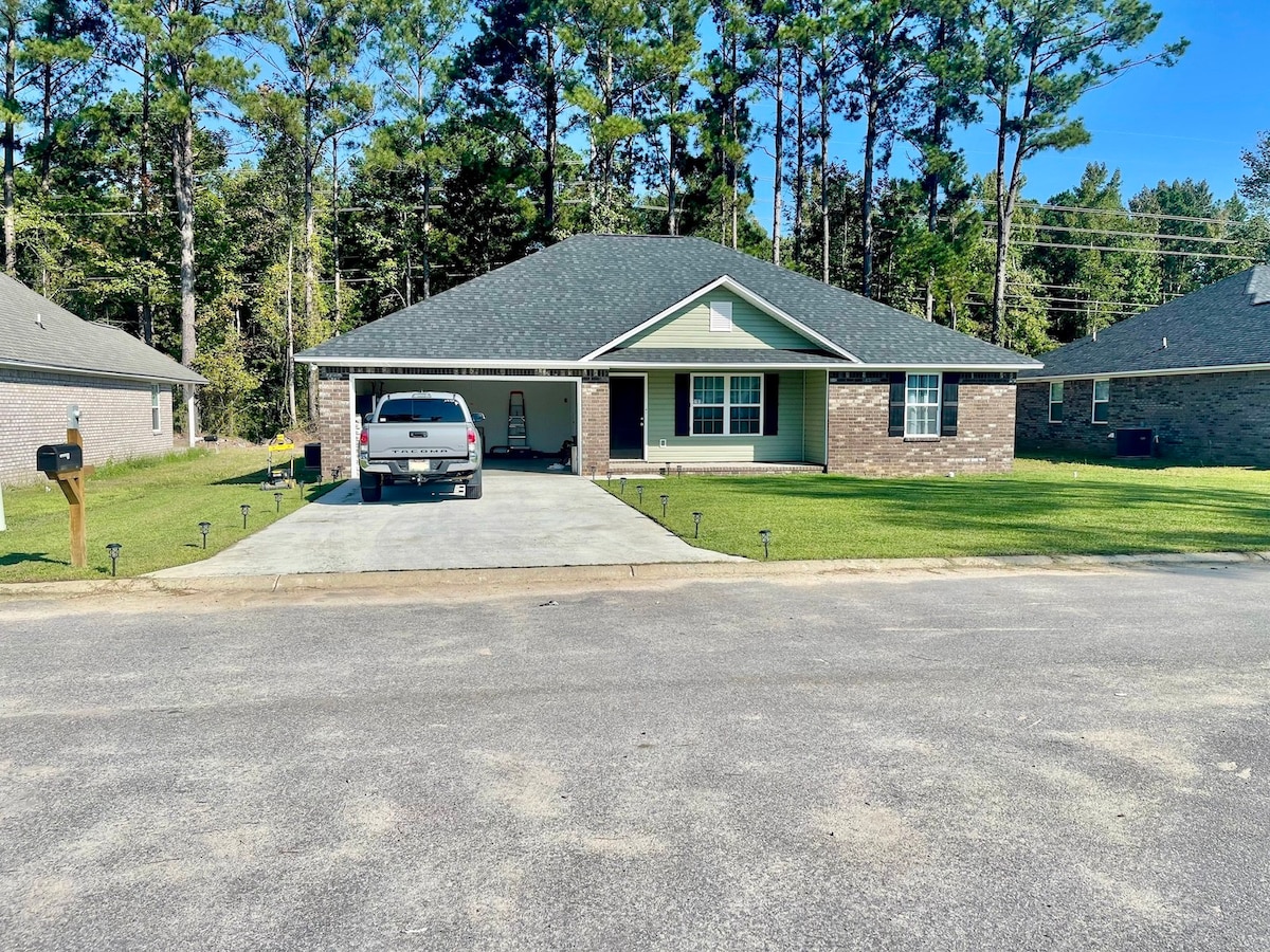 Beautiful Private BR w/ King bed