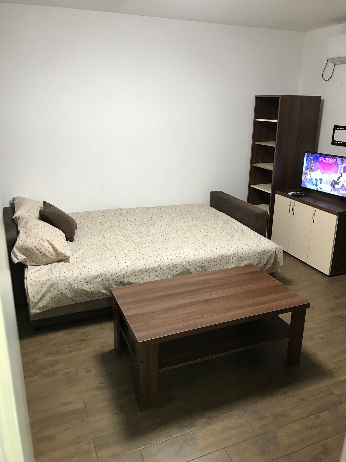 Dvokrevetni apartman sa kuhinjom