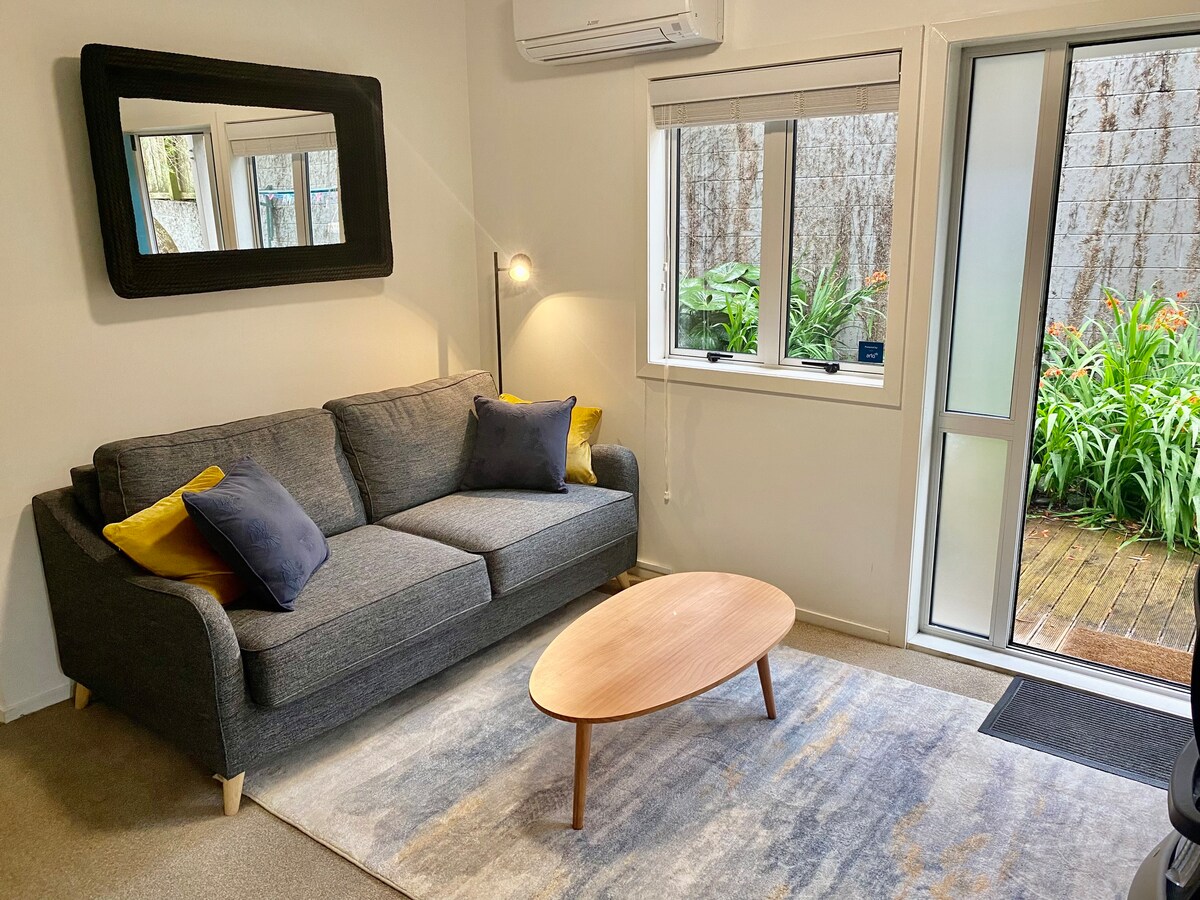 Grey Lynn garden apartment