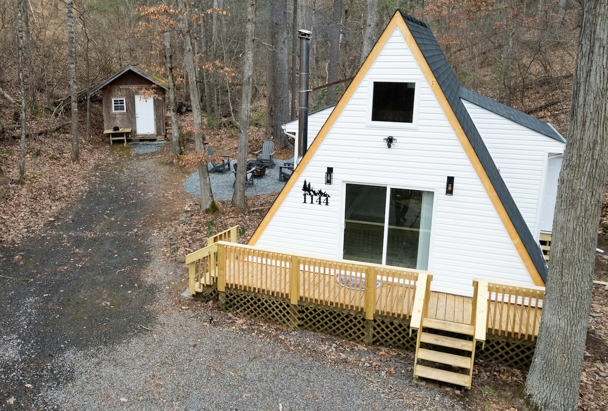 Secluded Modern A-frame in Shenandoah Valley