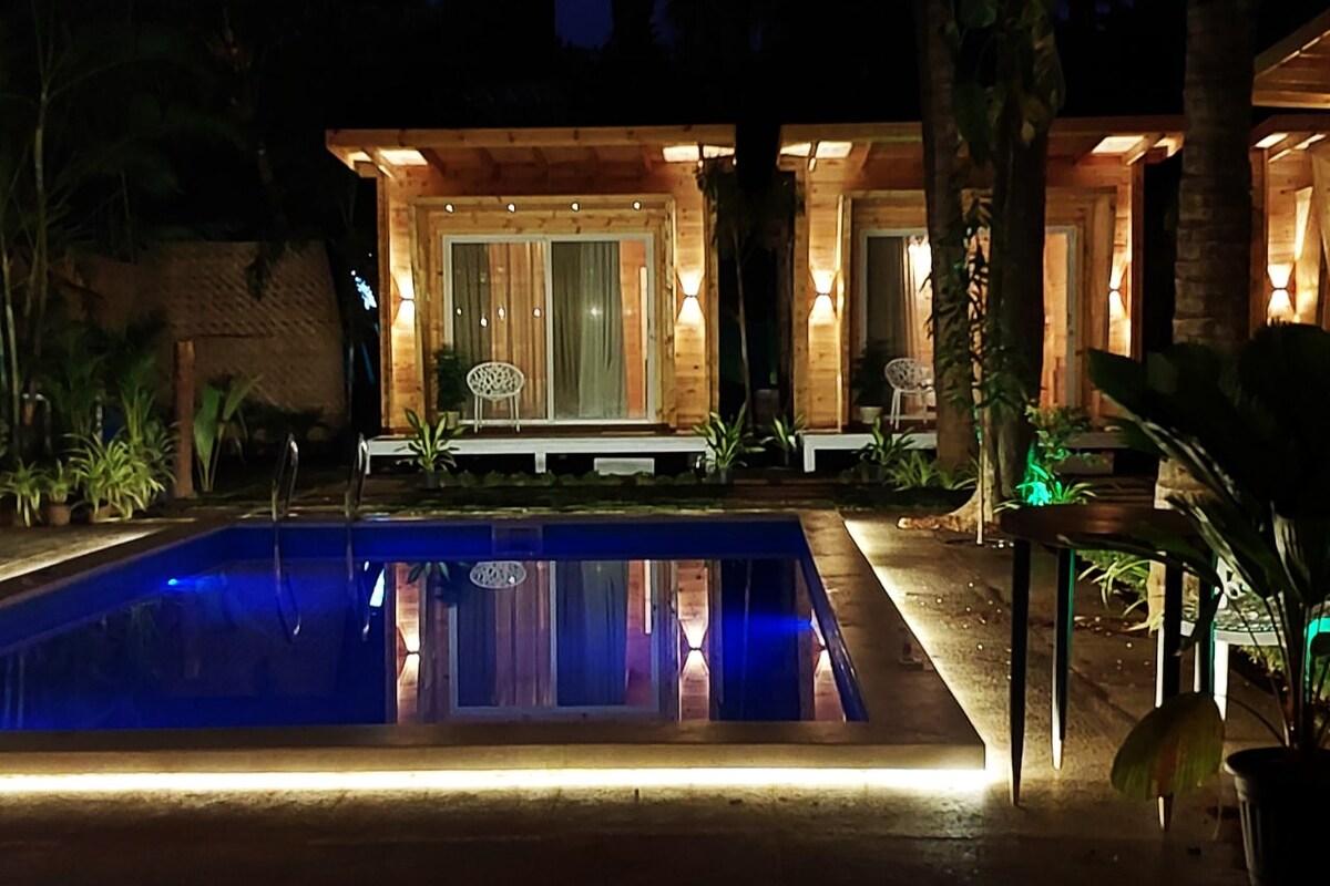 Patnem Beach - Luxury Cottages With Pool