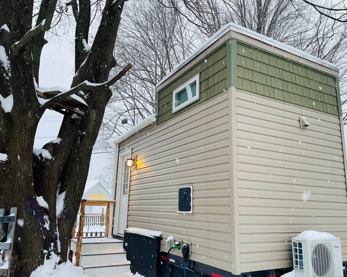 Sweet Vermont Tiny Home Get Away