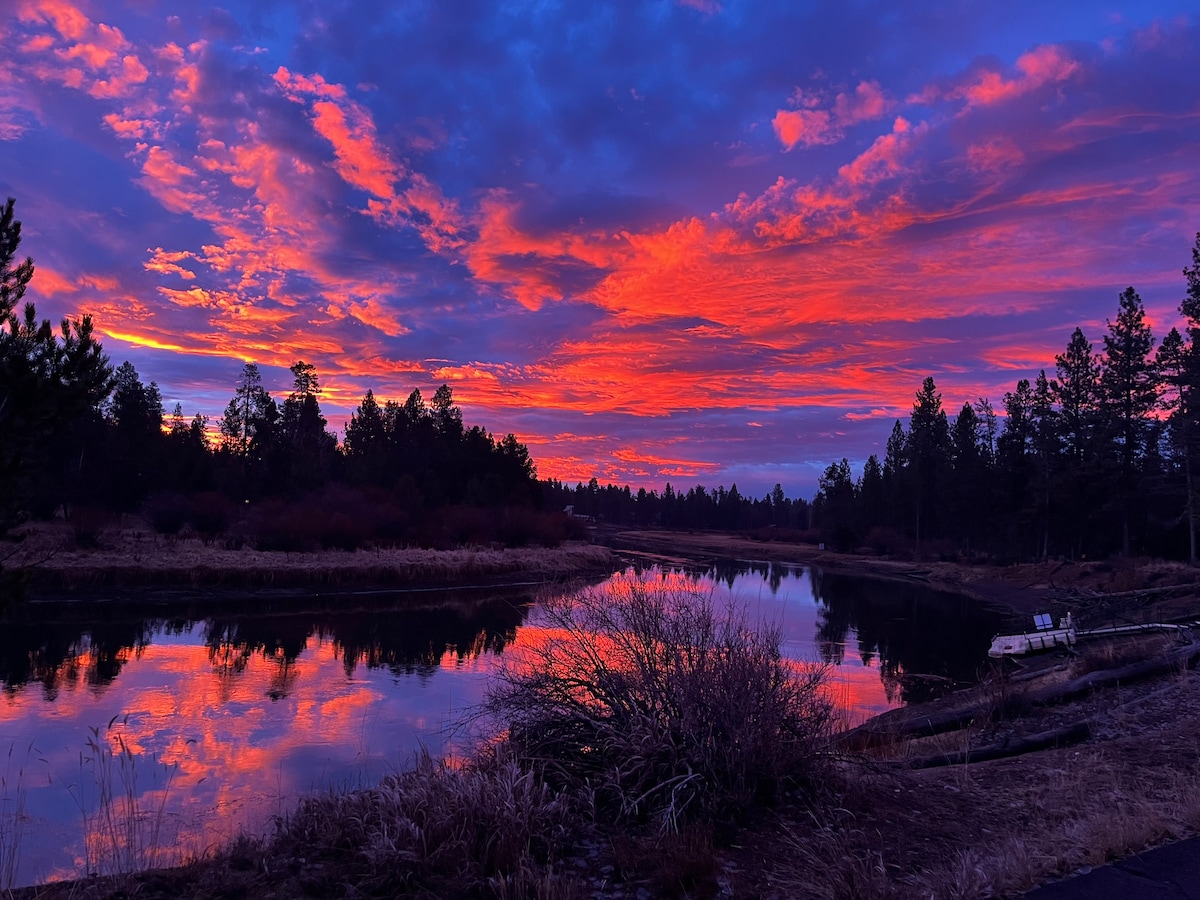 DeschutesRiver Stay Dock, Pool