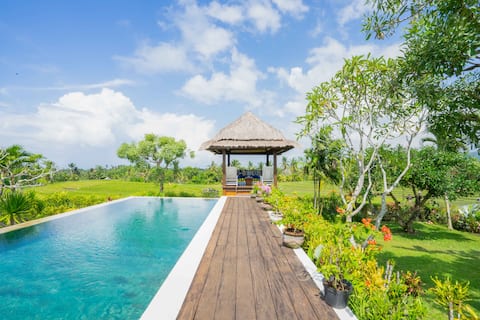 4BR Private Villa | Ricefiled View | Tabanan BALI