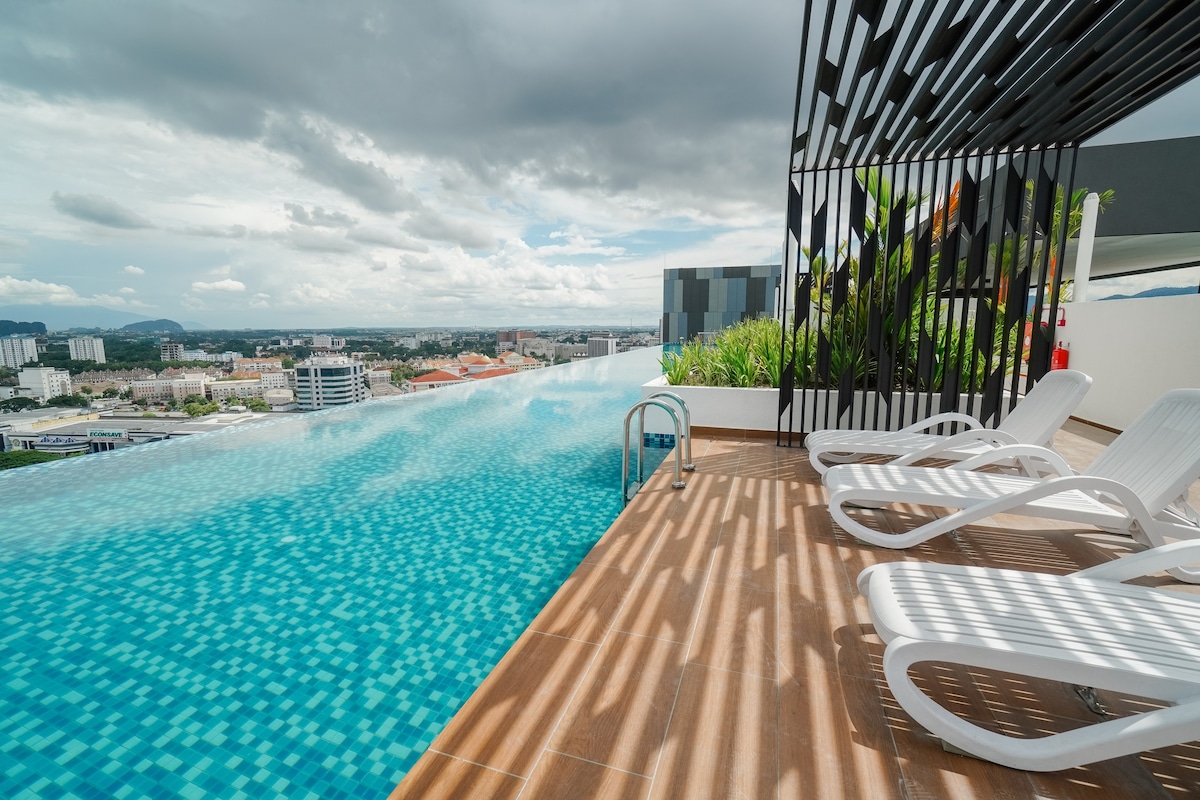 2 BR Deluxe Suites w/Infinity Pool | 6pax | IconHF