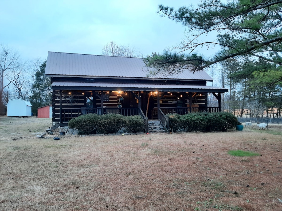 Hawks Ridge Cabin