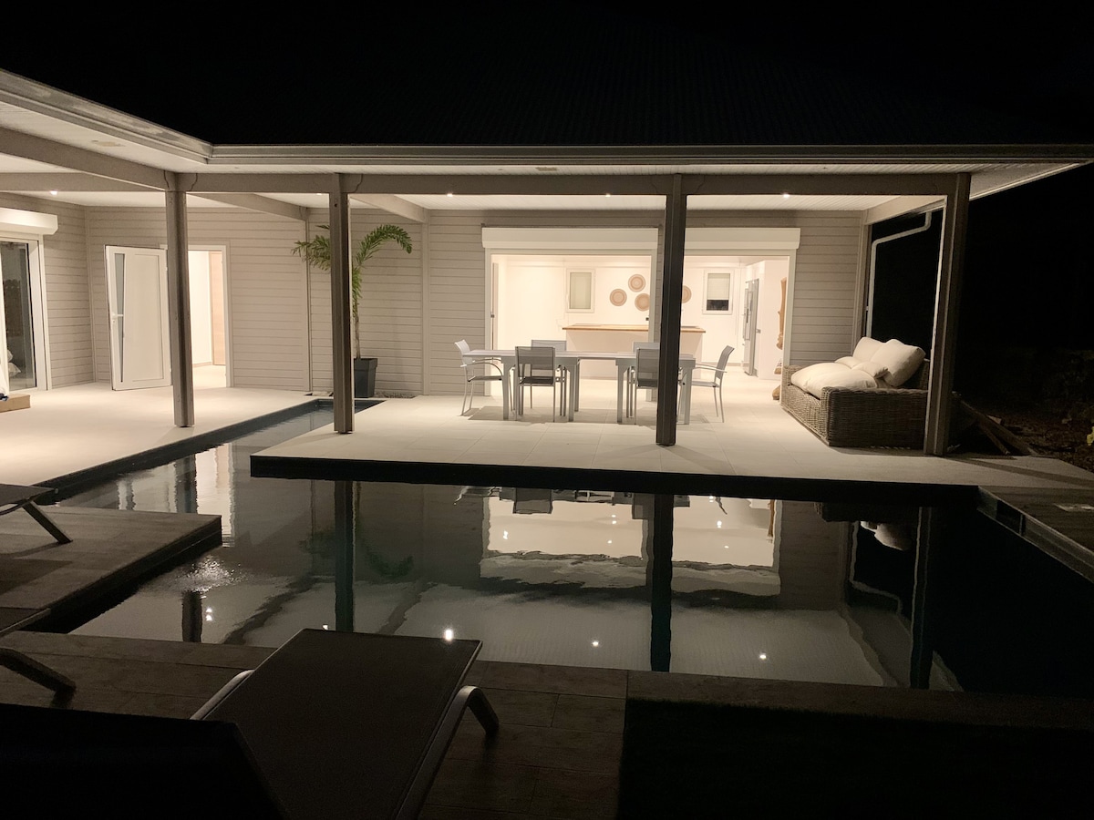 Karukera Lodge - 3 Chambres-piscine/ jardin privés