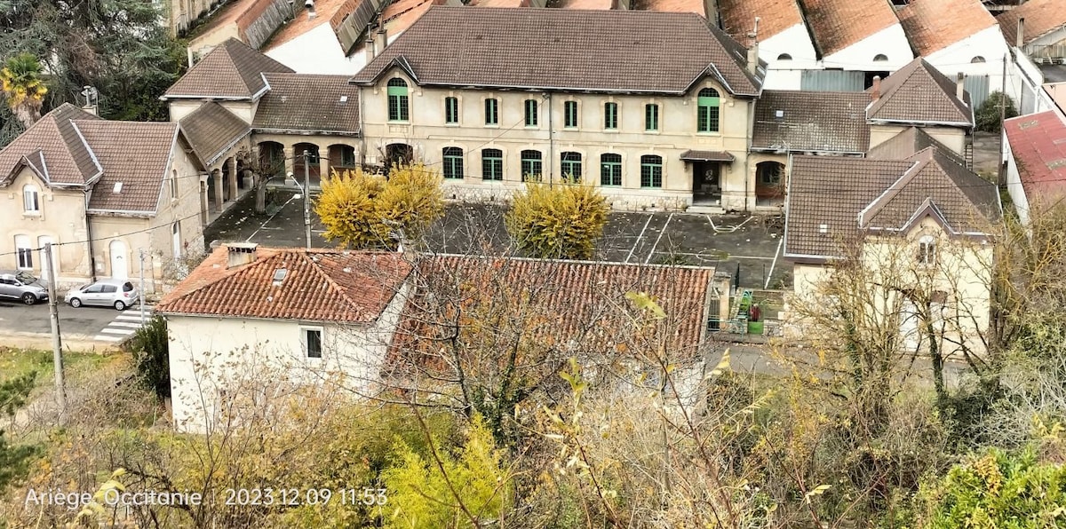 L 'école Buissonnière
Gîte Mélarion
4人