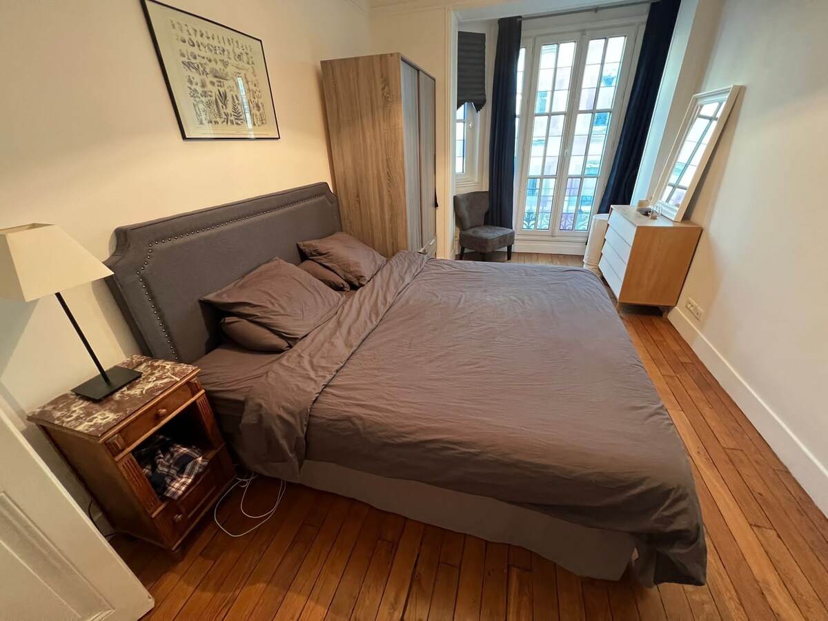 Beautiful Parisian Apartment  with Balcony