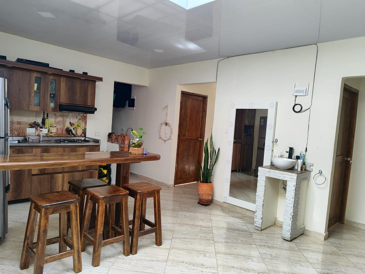 Refugio del sol, Habitación 2