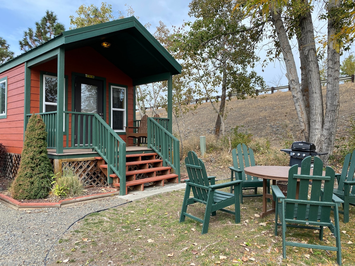 Beautiful Cozy Deluxe Cabins