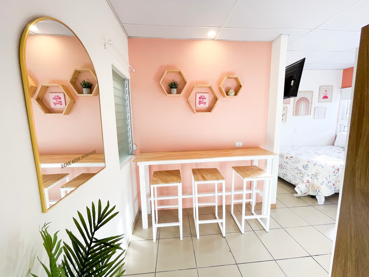 Oasis Naranja - 2张双人床、独立卫生间和空调