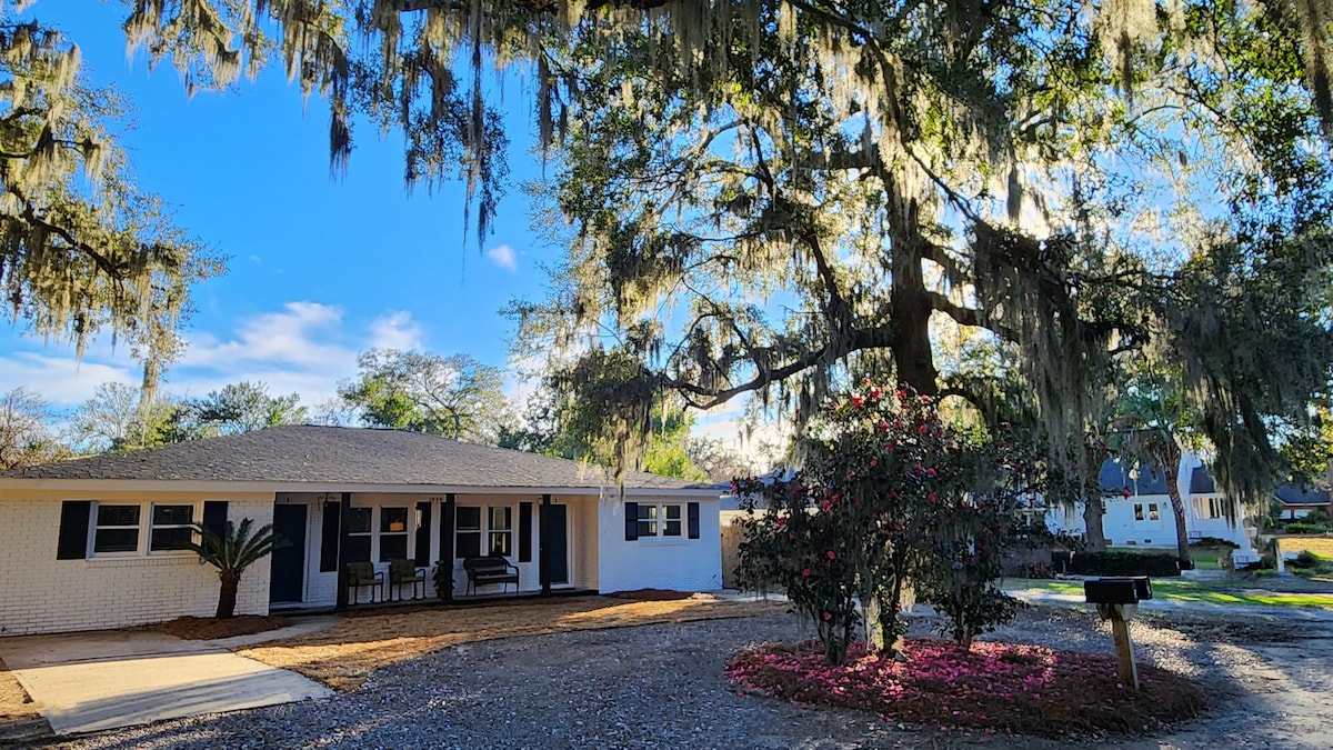 A Perfect Charleston Getaway at Casa de Cooper