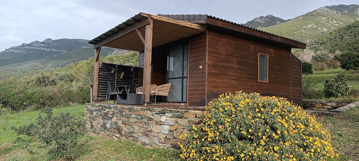 Chalet Zen Monte à Torra Bord de piscine