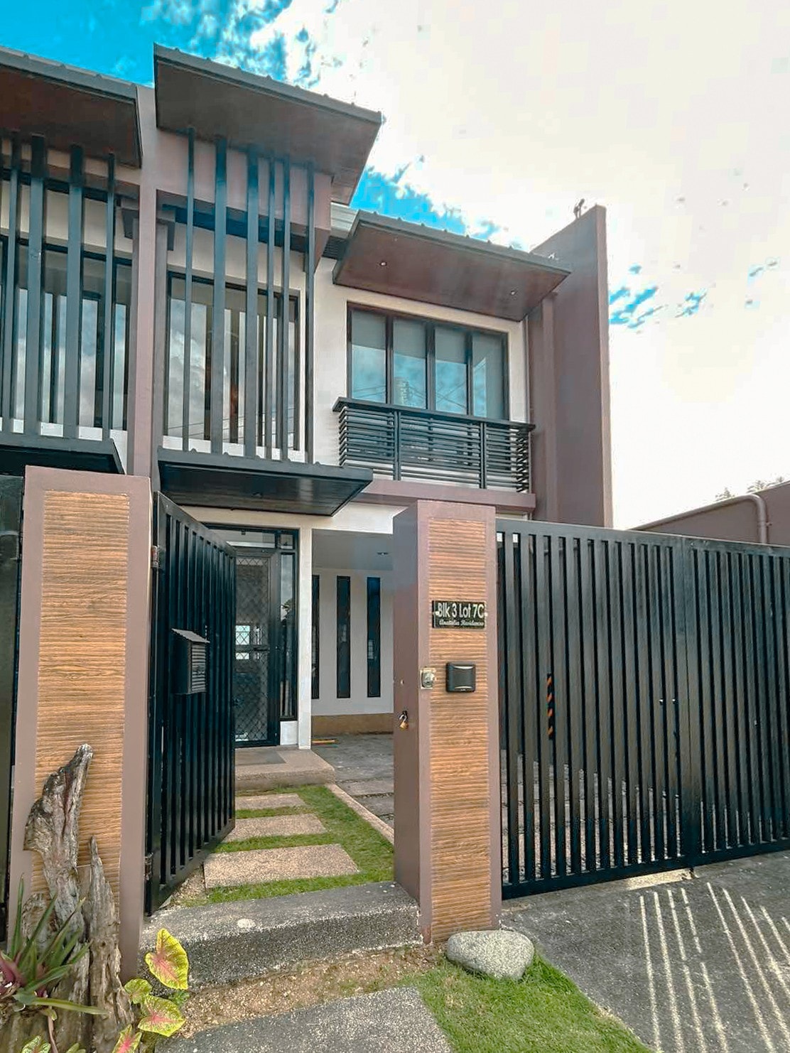 Anatalia Residences 3-Storey Townhouse