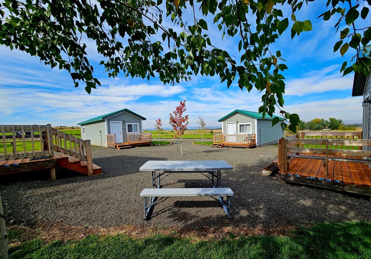 Camas Prairie Cottages