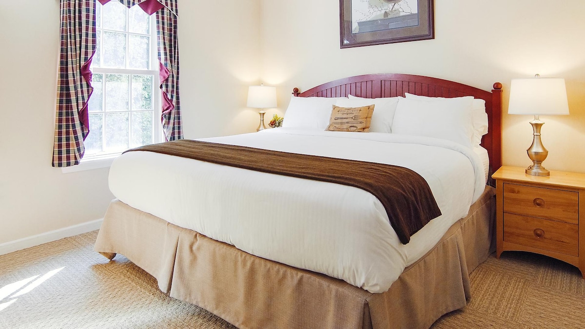 Country Inn Suite at The Essex Resort & Spa