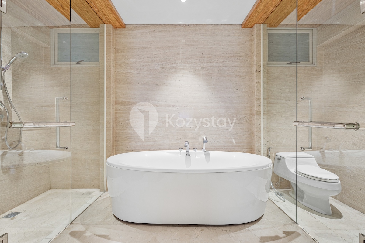 Samata by Kozystay | 4BR | Private Lift | Kemang