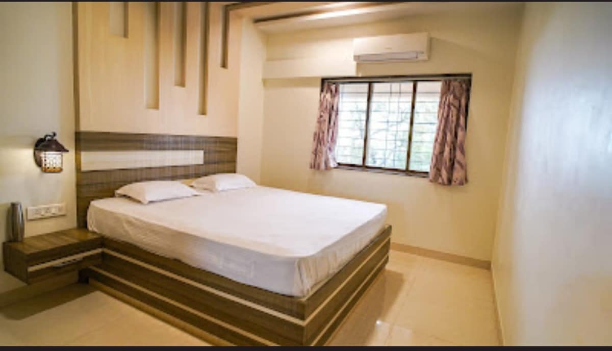 Shivaji Villa 3 BHK Apartment
