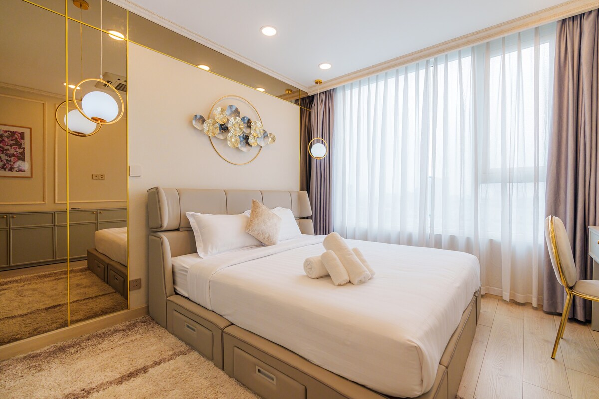 Cosy 3 beds city view at Luxury Leman - Gym - Pool