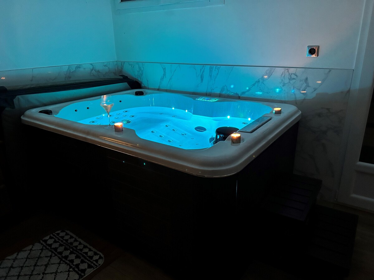 Maison avec jacuzzi intérieur privatif